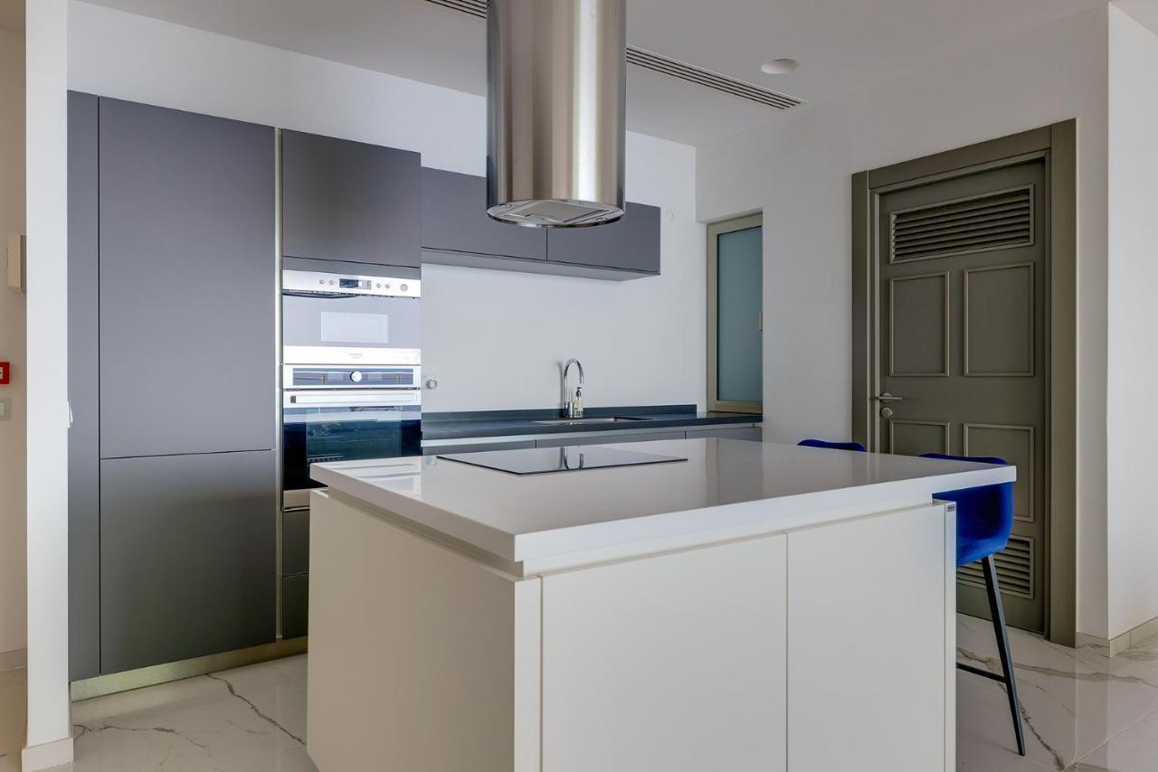 Super Luxury Apartment In Tigne Point, Amazing Sea Views Sliema Eksteriør bilde