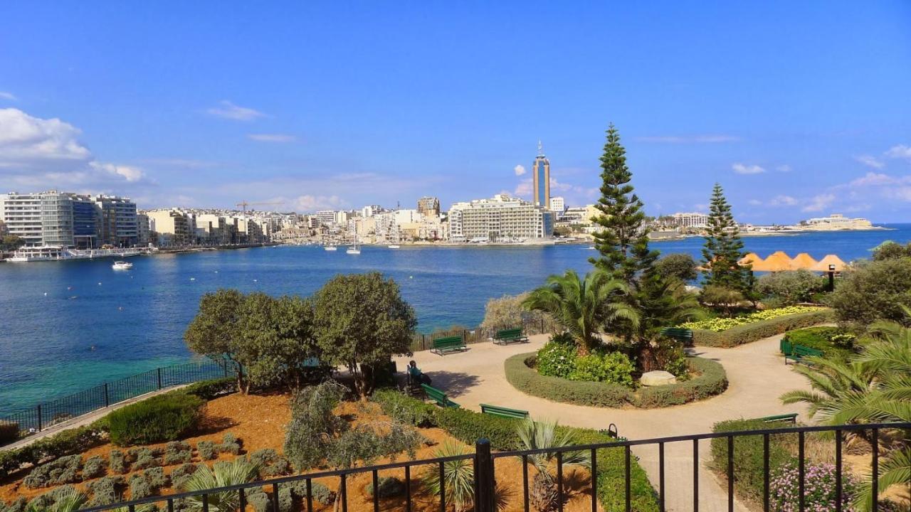 Super Luxury Apartment In Tigne Point, Amazing Sea Views Sliema Eksteriør bilde