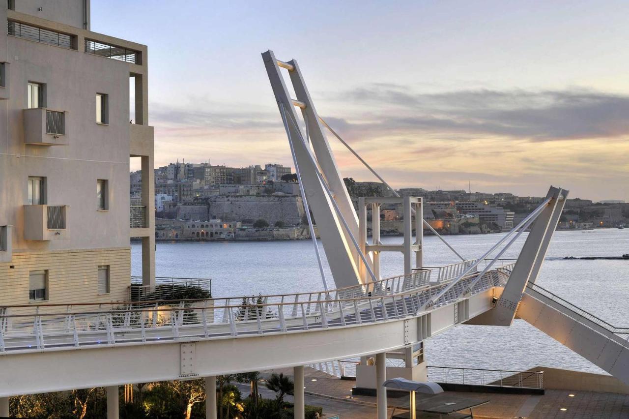 Super Luxury Apartment In Tigne Point, Amazing Sea Views Sliema Eksteriør bilde